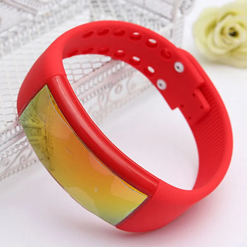 3D LED 8 GB Smart Sports Watch with Pedometer