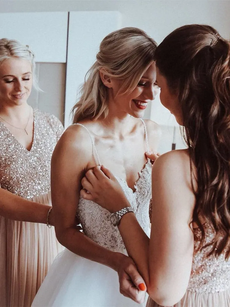 A-line Spaghetti Straps V-neck Lace Top Backless Long Tulle Wedding Dresses, WD0480