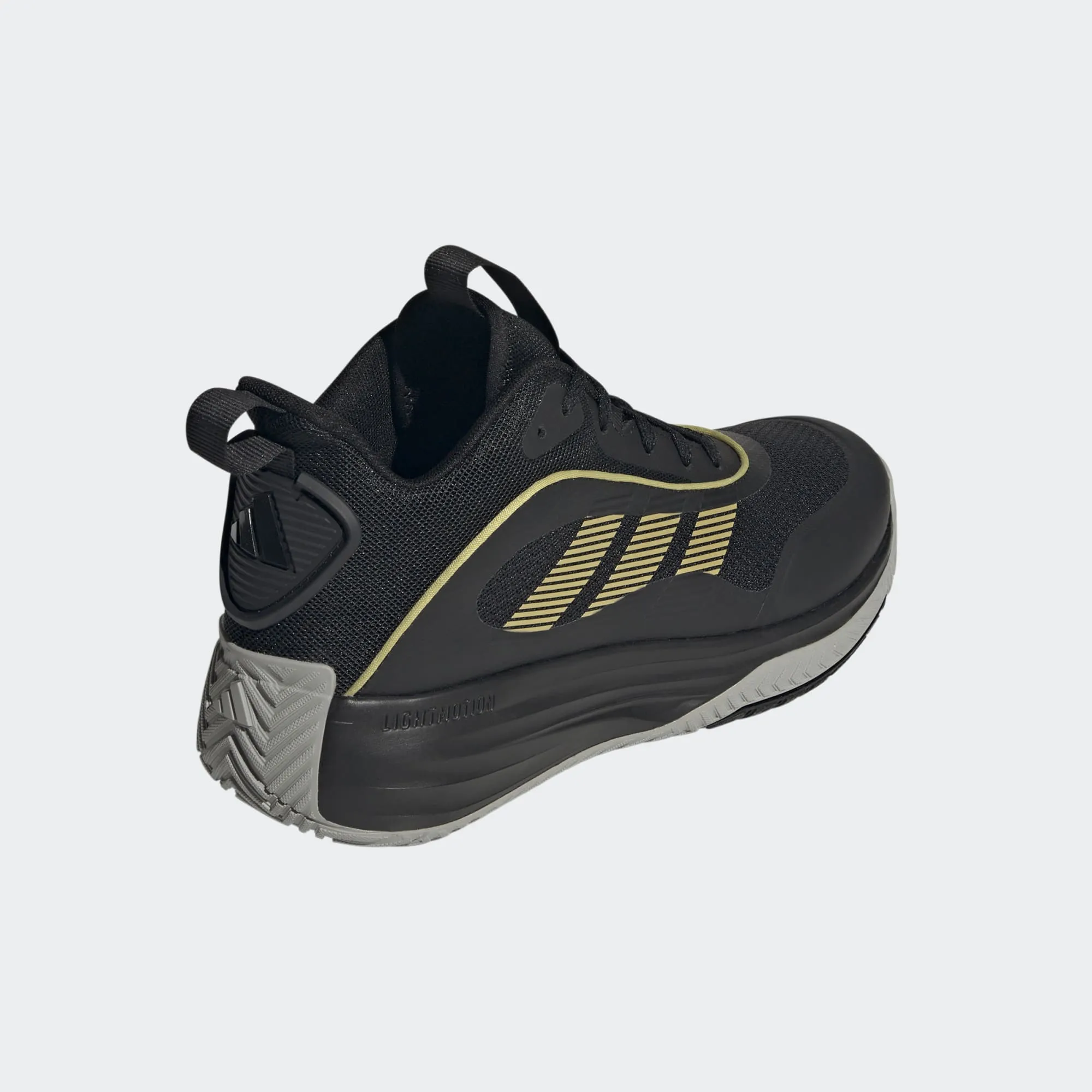 ADIDAS OWN THE GAME BASKETBALL BOOT