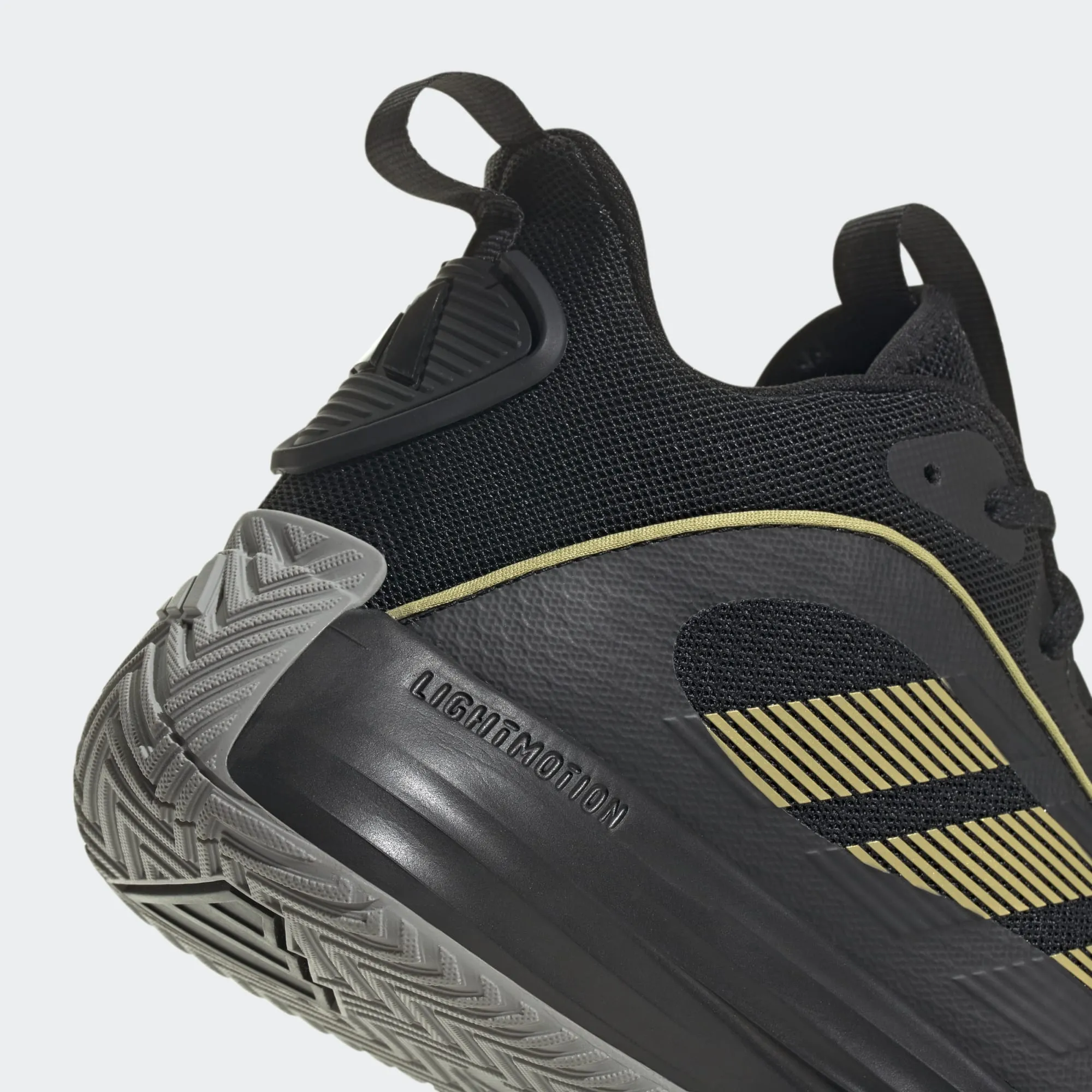 ADIDAS OWN THE GAME BASKETBALL BOOT