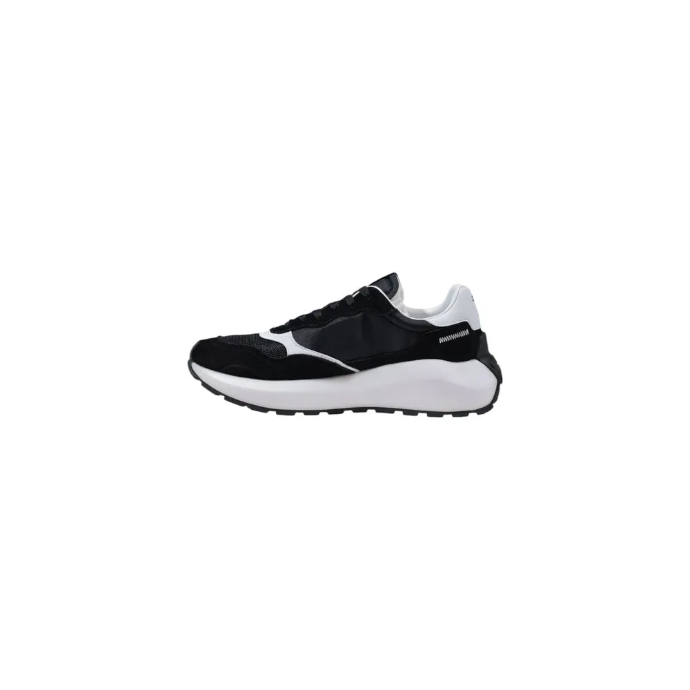 EA7 Emporio Armani Black And White Polyamide Sneaker
