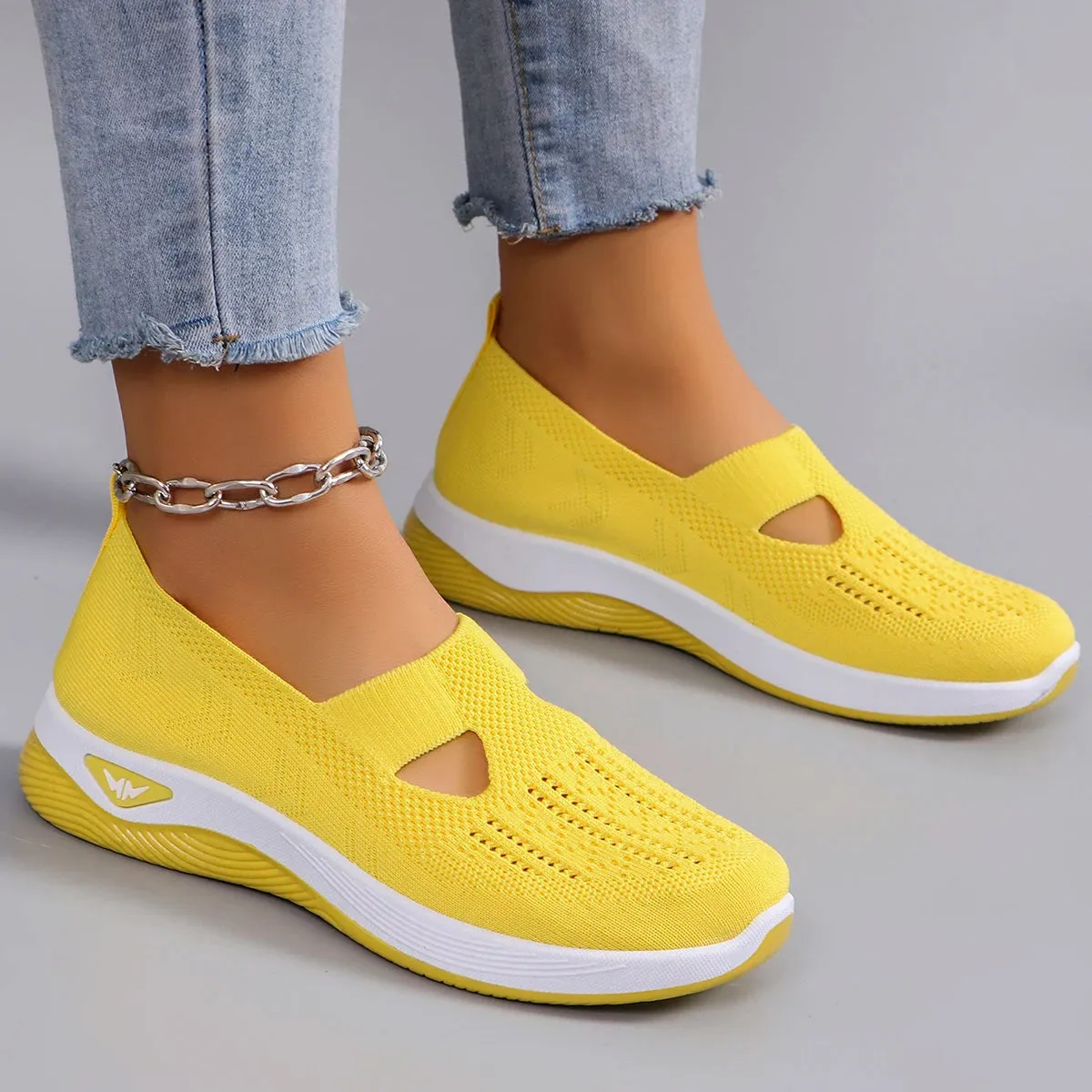 Fashionable Sports Shoes - Breathable, Lightweight, Non-Slip, Wear-Resistant Casual Sports Flat Shoes for Women, Spring New Collection