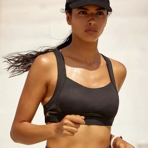 FP Movement Make a Move Bra for High Impact Workouts Black Size Large *FP003