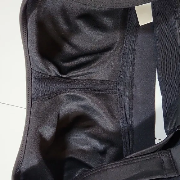 FP Movement Make a Move Bra for High Impact Workouts Black Size Large *FP003