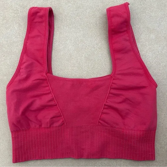 Free People Movement Good Karma Square Neck Bra in Pink size M/L