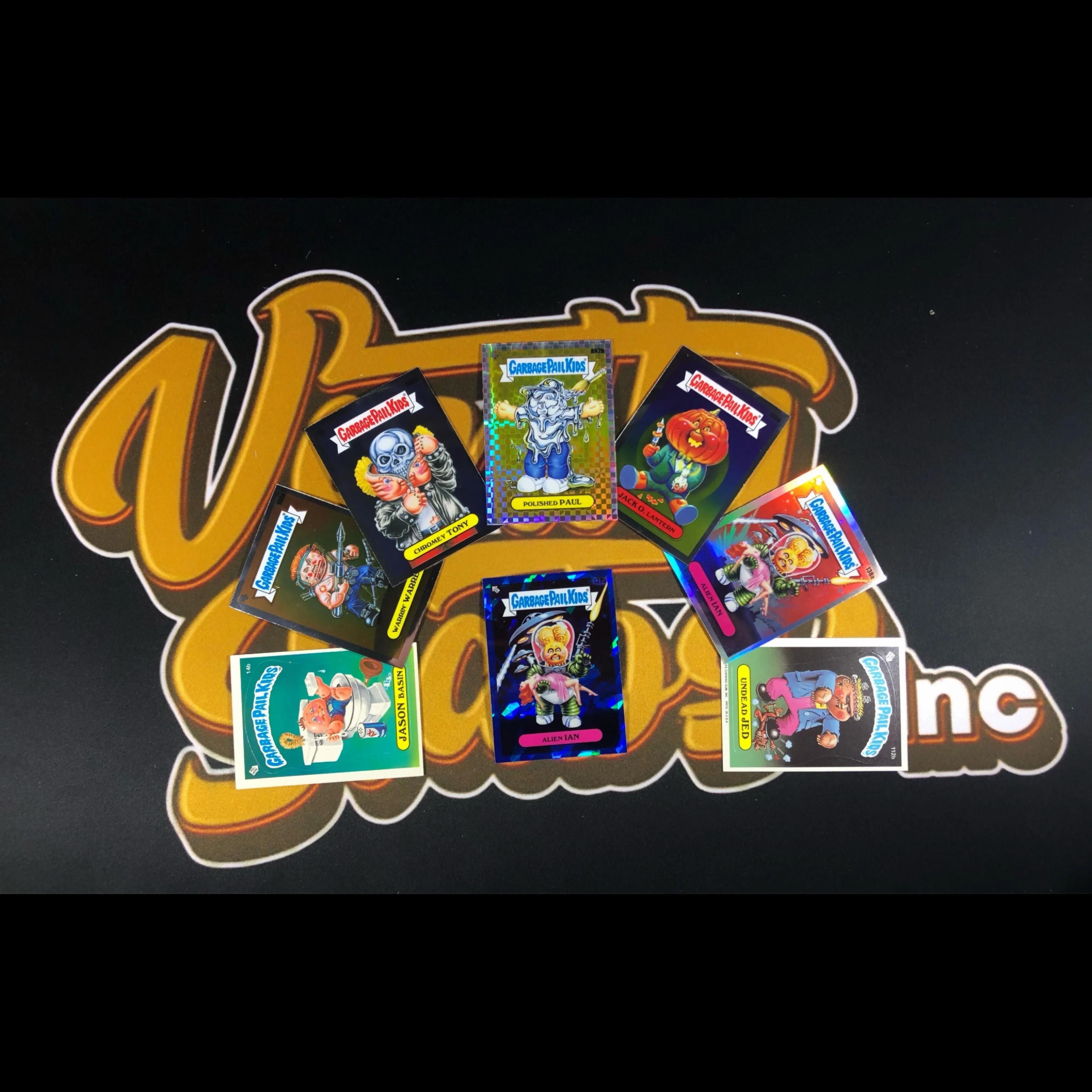 Garbage Pail Kids GPK Mystery Re-Pack (Random Trading Cards Enclosed)