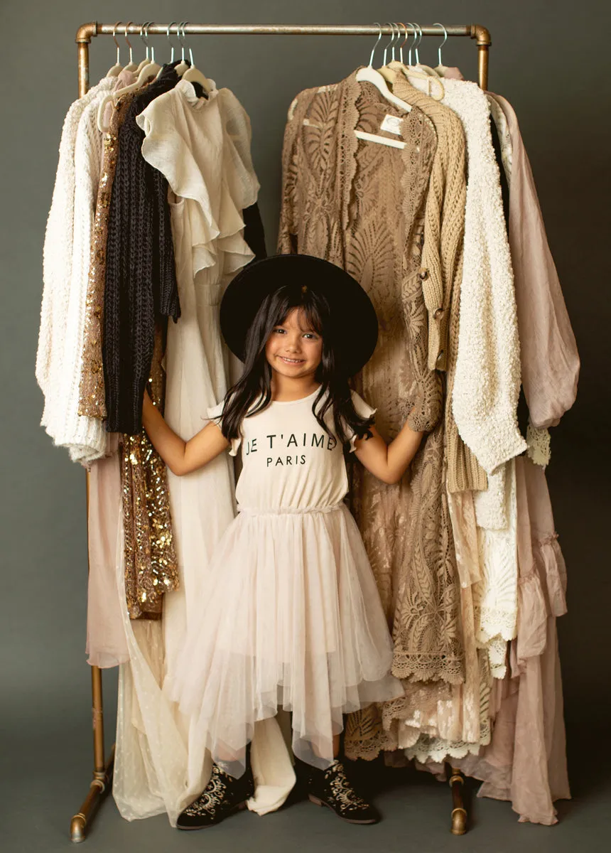 Girls Clothing Sample Box - 6 Items