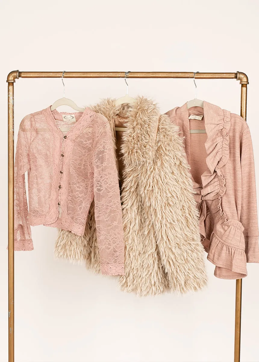 Girls Clothing Sample Box - 6 Items