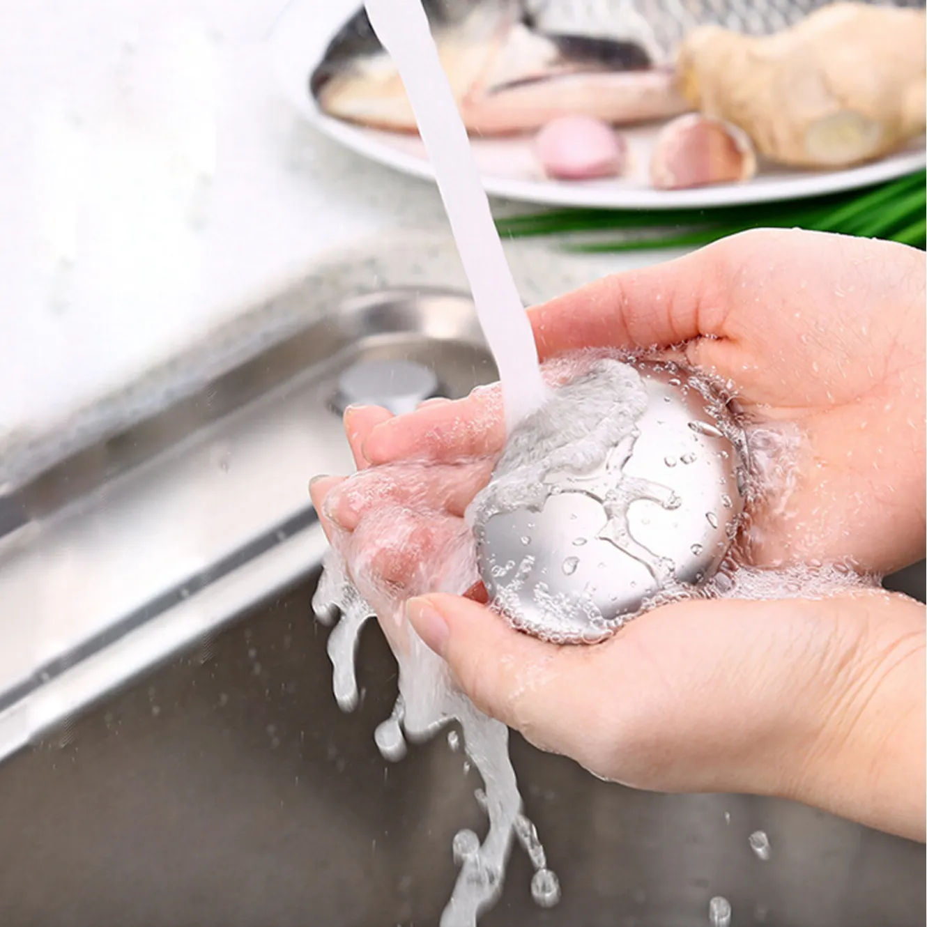 Lakeland Odour Removing Stainless Steel Soap