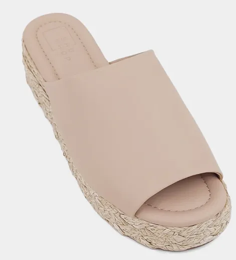 Lizzie Sandals
