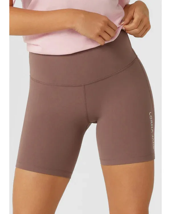 Lorna Jane Lotus No Chafe Phone Pocket 16cm Bike Shorts - Stone