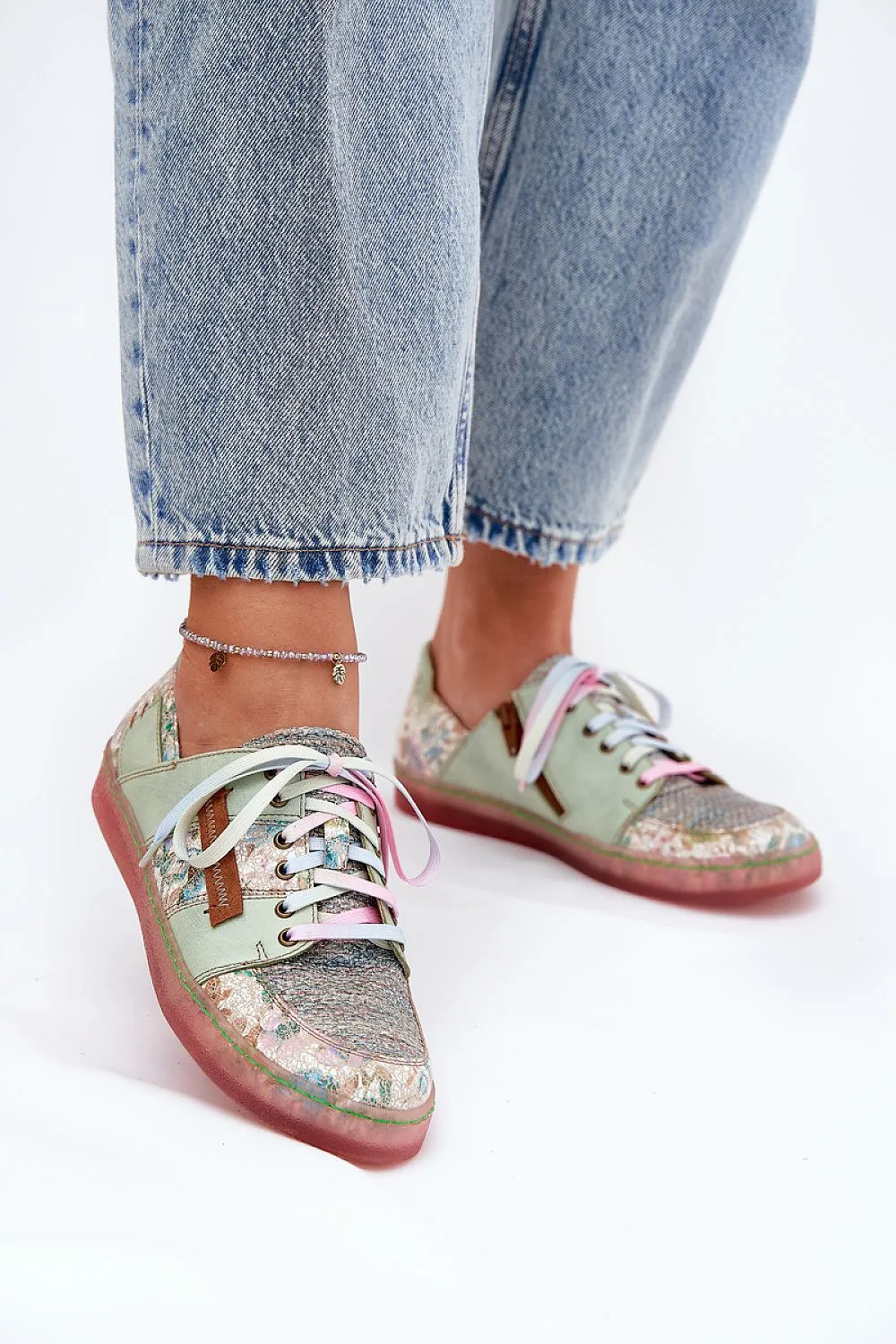 Low Shoes
