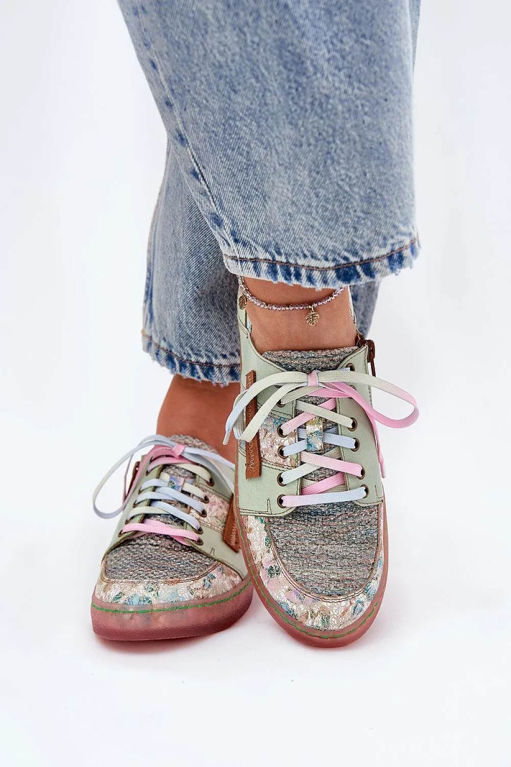 Low Shoes