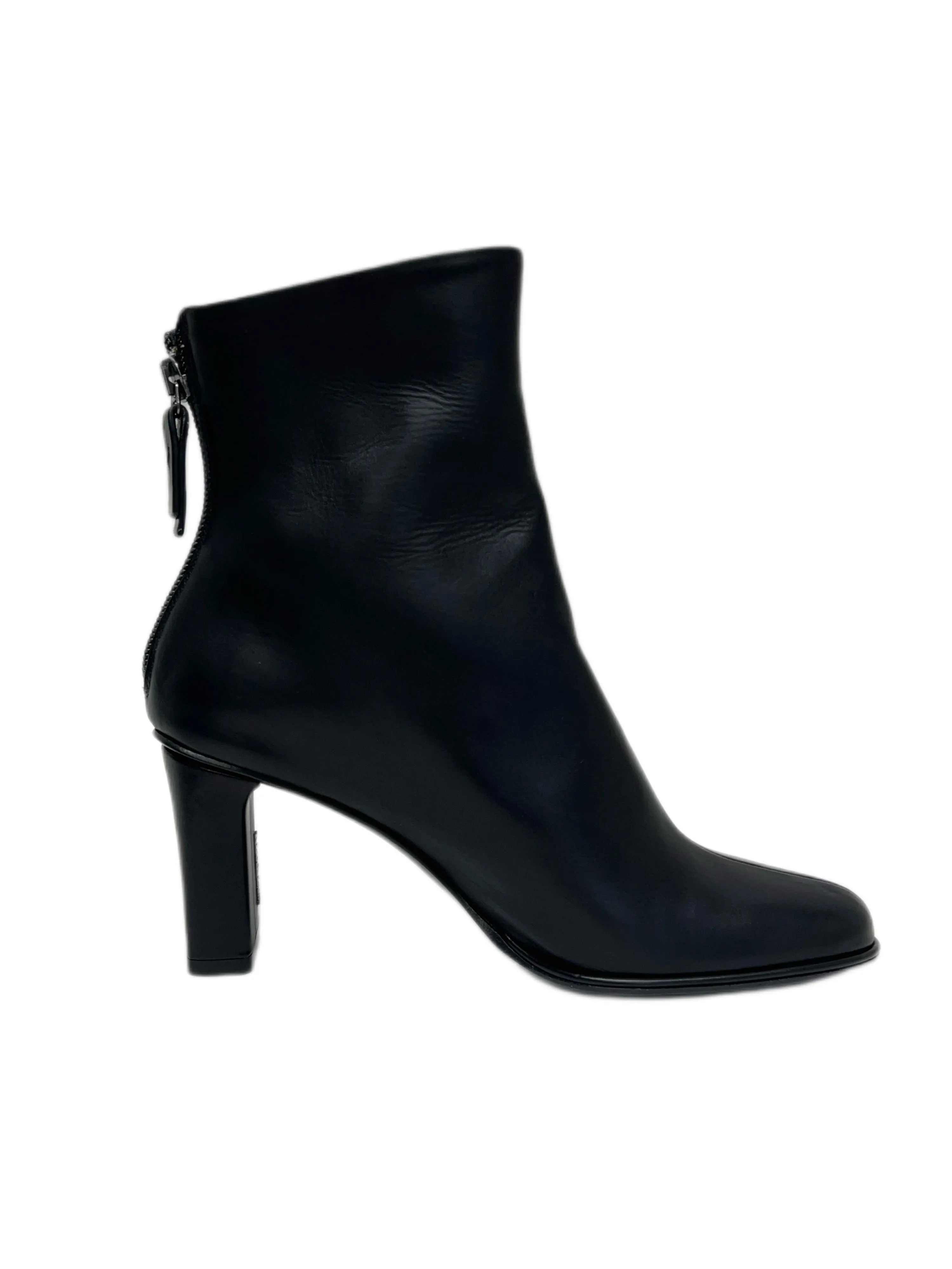 Max Mara Women's Black Aglaipv Leather Ankle Boots Size 6 NWT