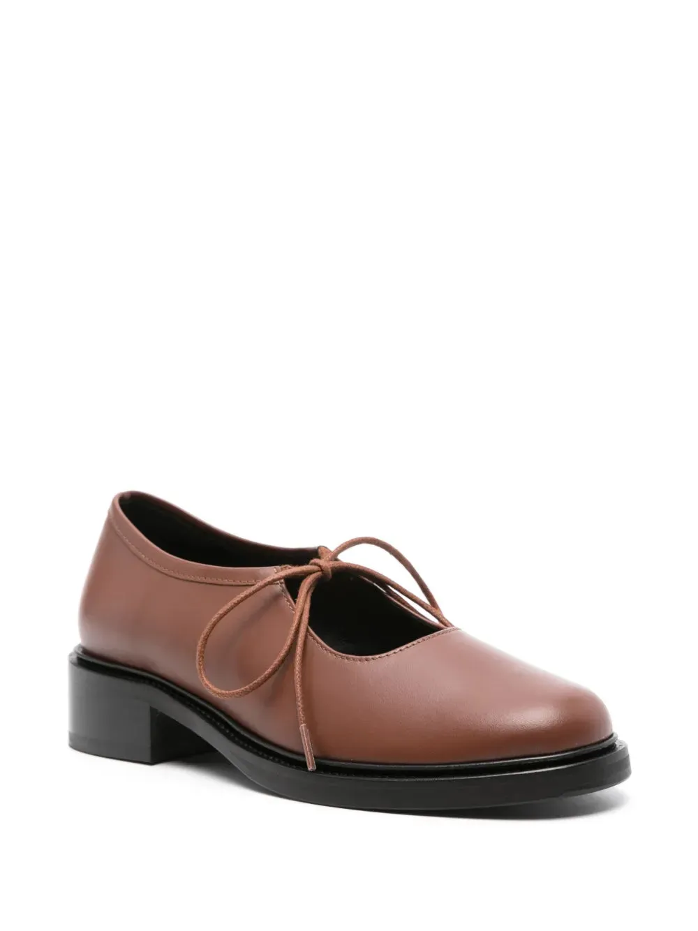Nicole Saldaña Fabiana loafers