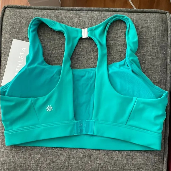 NWT Athleta Ultimate Ease Bra Open Back Sports Bra Green Size M