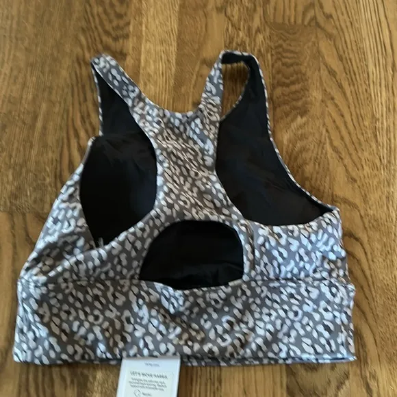 NWT‎ Varley Let's Move Harris Sports Bra Small Gray Muted Leopard