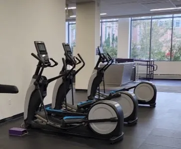 Precor EFX 865 Elliptical W/ P62 Console Converging Crossramp