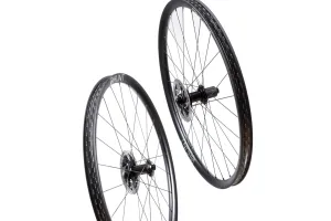 RE:NEW HUNT 650B Adventure Carbon Disc Wheelset