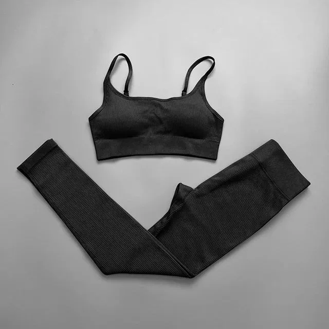 Ribbed Seamless Yoga Set for Women - Long Sleeve Crop Top and Sports Bra