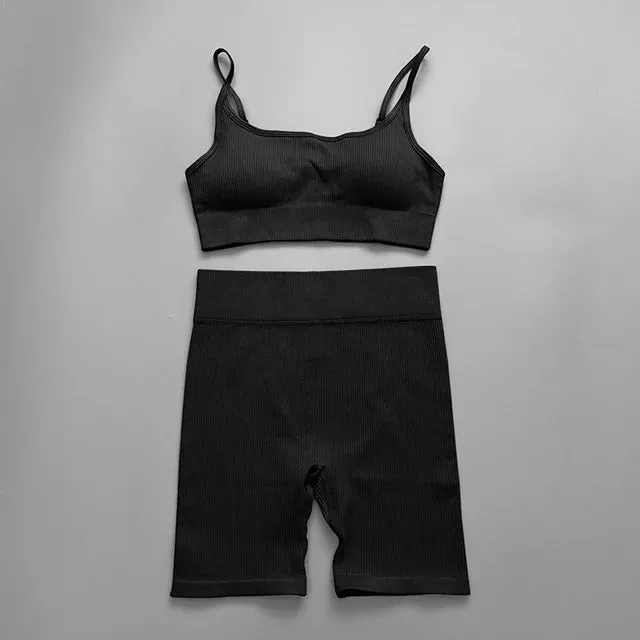 Ribbed Seamless Yoga Set for Women - Long Sleeve Crop Top and Sports Bra
