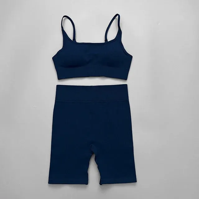 Ribbed Seamless Yoga Set for Women - Long Sleeve Crop Top and Sports Bra