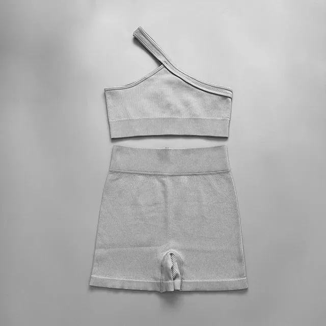 Ribbed Seamless Yoga Set for Women - Long Sleeve Crop Top and Sports Bra