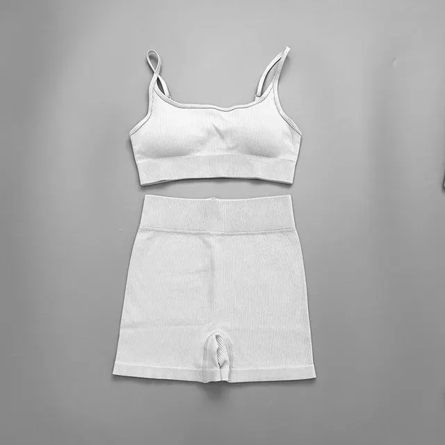 Ribbed Seamless Yoga Set for Women - Long Sleeve Crop Top and Sports Bra