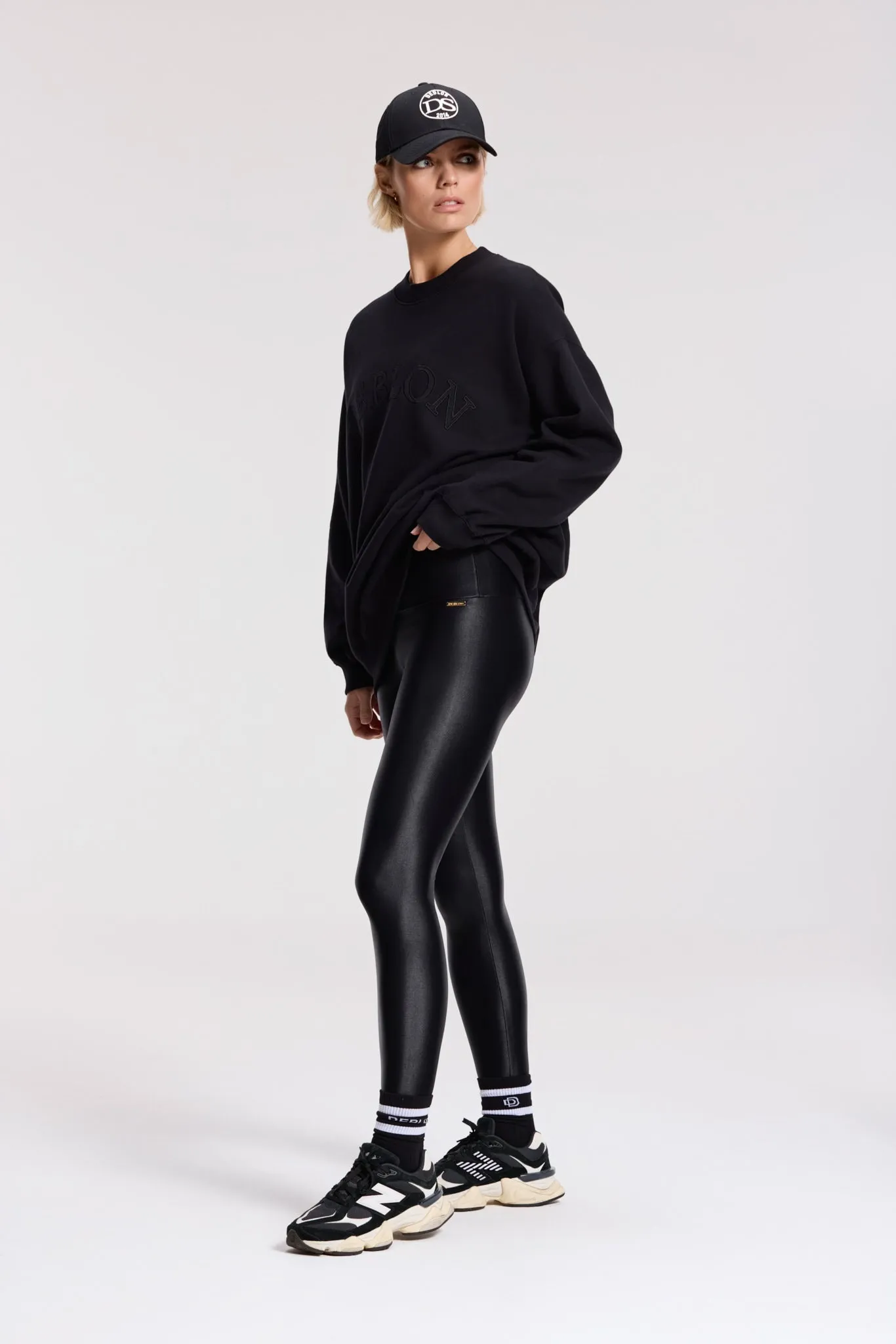 Romee Sweater | Black