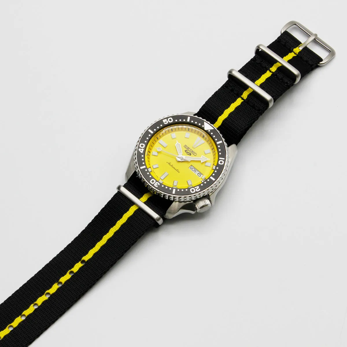 Seiko X OnTime Move Collaboration 5 Sports SKX Sports Style Limited Edition Yellow JDM SBSA193