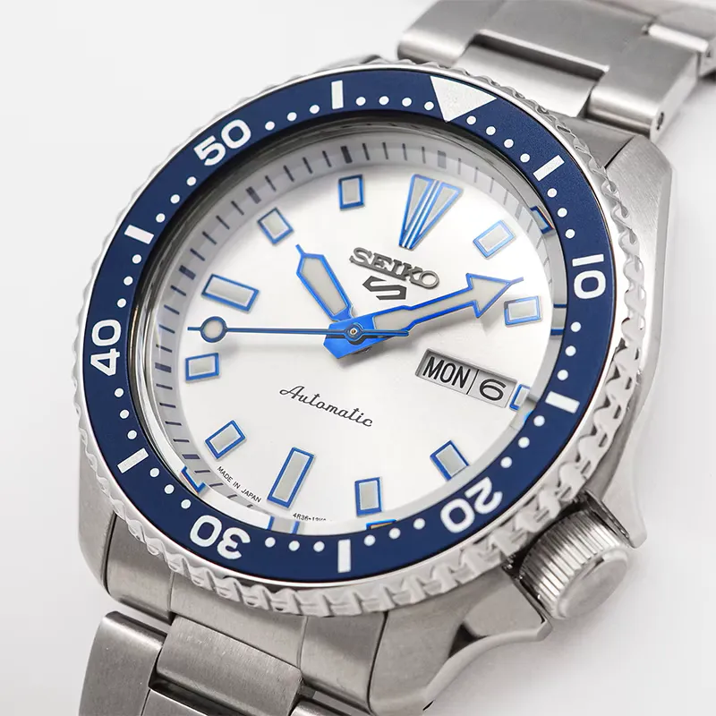 Seiko X THE CLOCK HOUSE 5 Sports SKX Sports Style Limited Edition Automatic "1982 4th Divers" Homage SBSA263