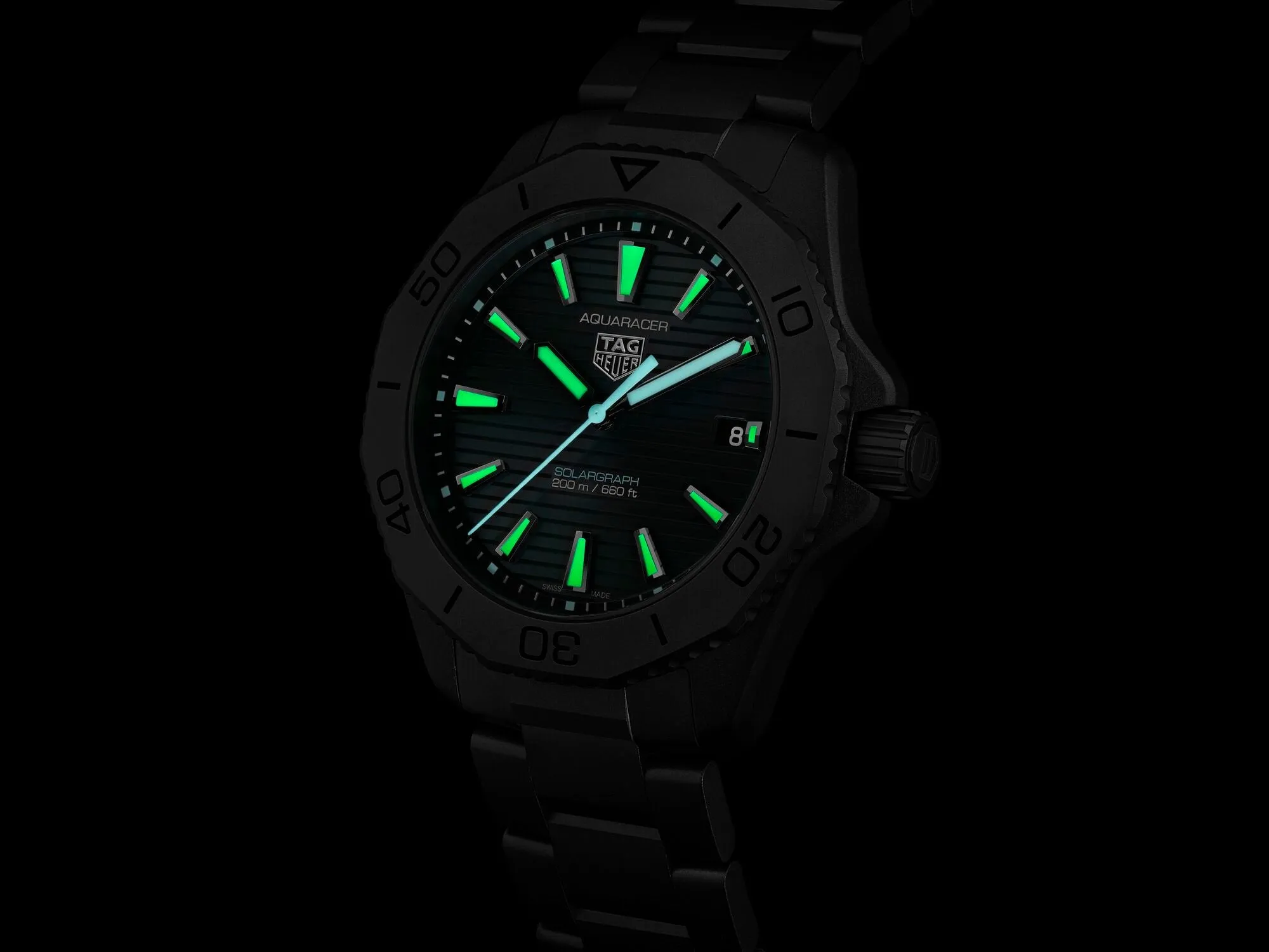 TAG HEUER AQUARACER PROFESSIONAL 200 SOLARGRAPH