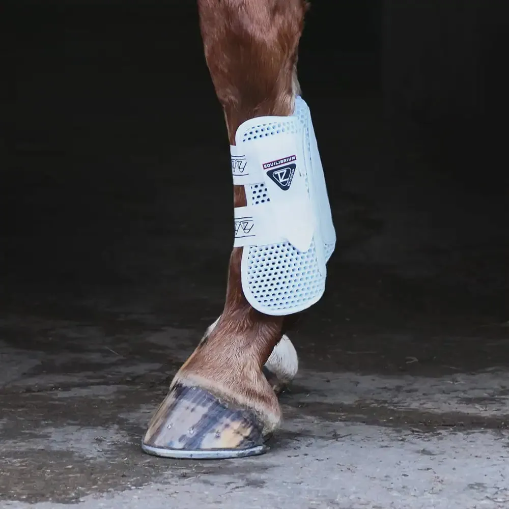 Tri-Zone Open Tendon Sports Boots White