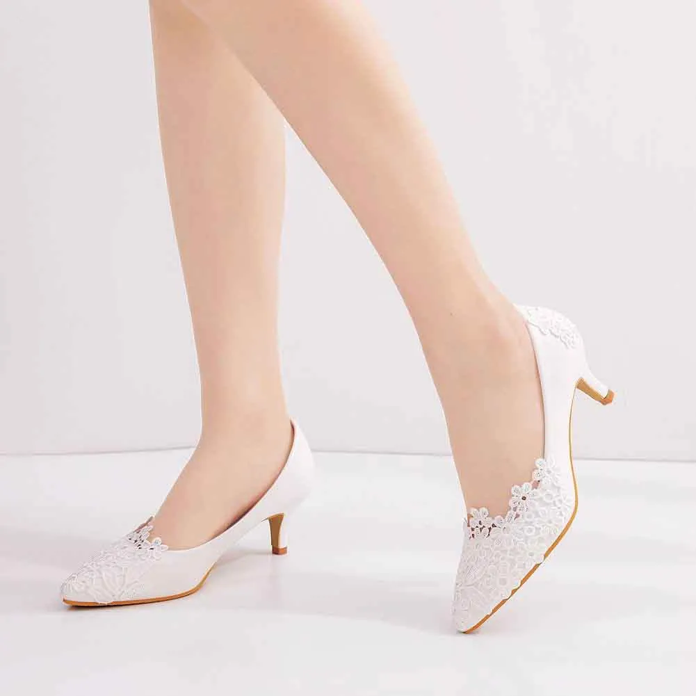Women Low Heels Closed Toe Pumps Pointy Wedding Bridal Shoes with Stitching Lace